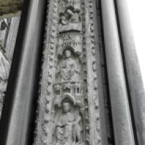 CHARTRES: zdobienia portyku pd. katedry / details of the south porch