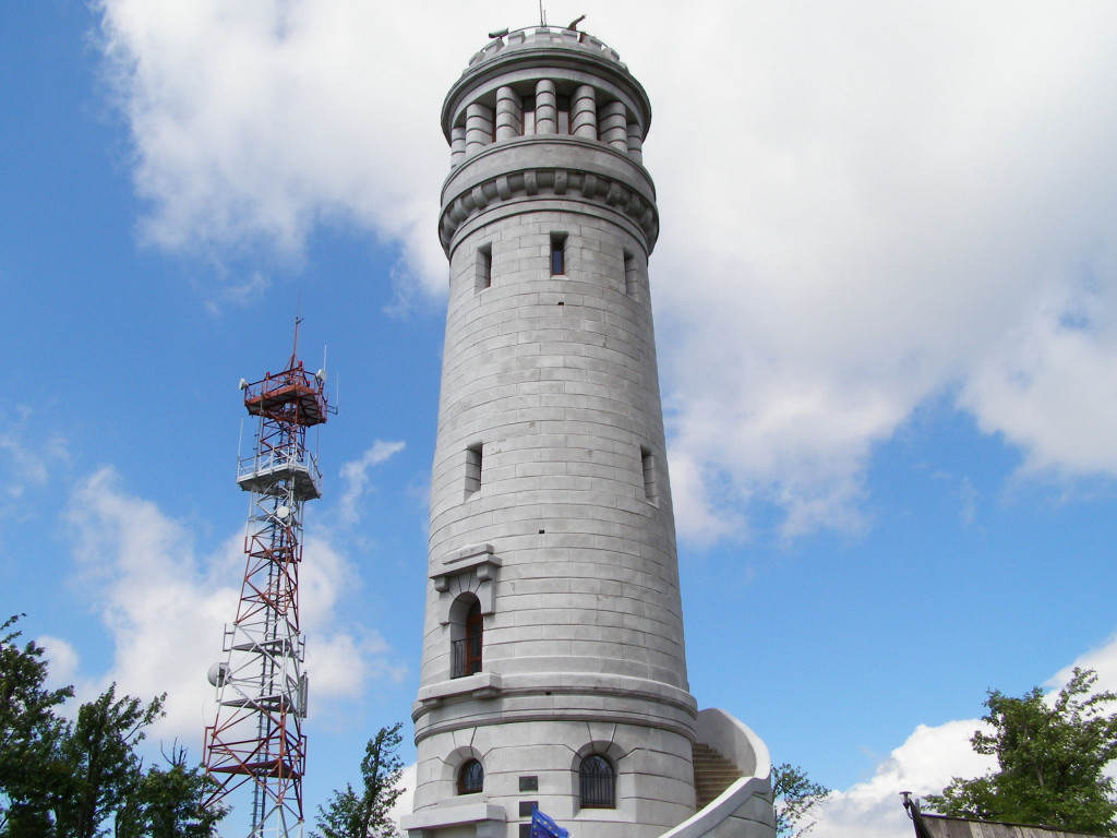 Lookout tower on Wielka Sowa