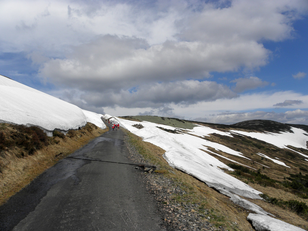 Snowy road to Bila louka